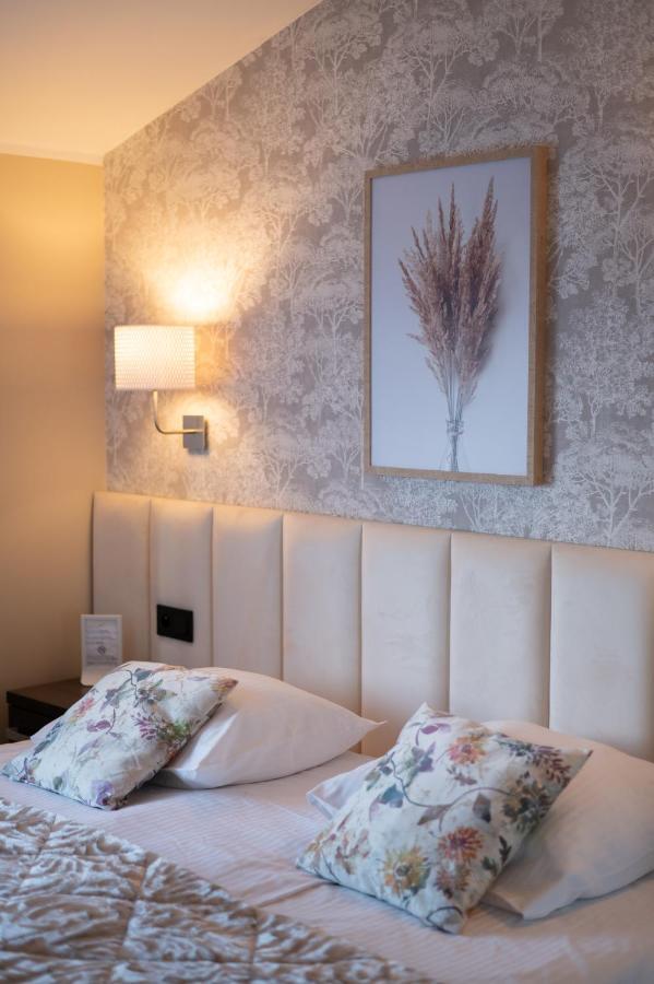 Zloty Staw Bed & Breakfast Borkowo  Exterior photo