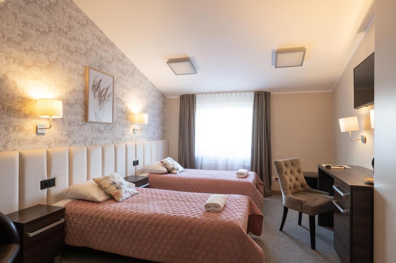 Zloty Staw Bed & Breakfast Borkowo  Exterior photo