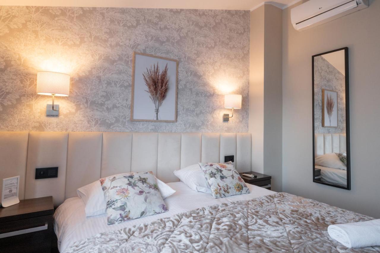 Zloty Staw Bed & Breakfast Borkowo  Exterior photo