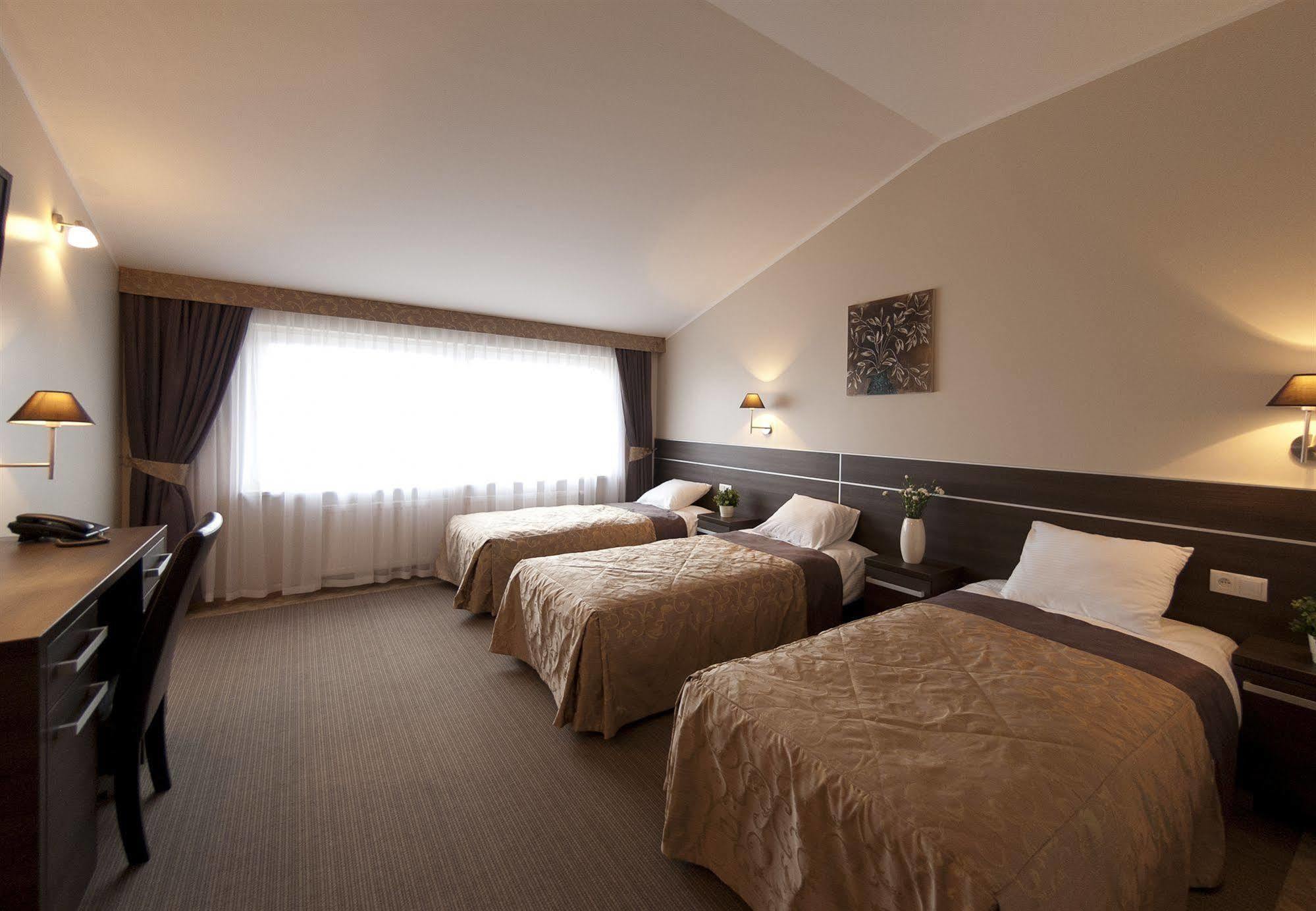 Zloty Staw Bed & Breakfast Borkowo  Exterior photo