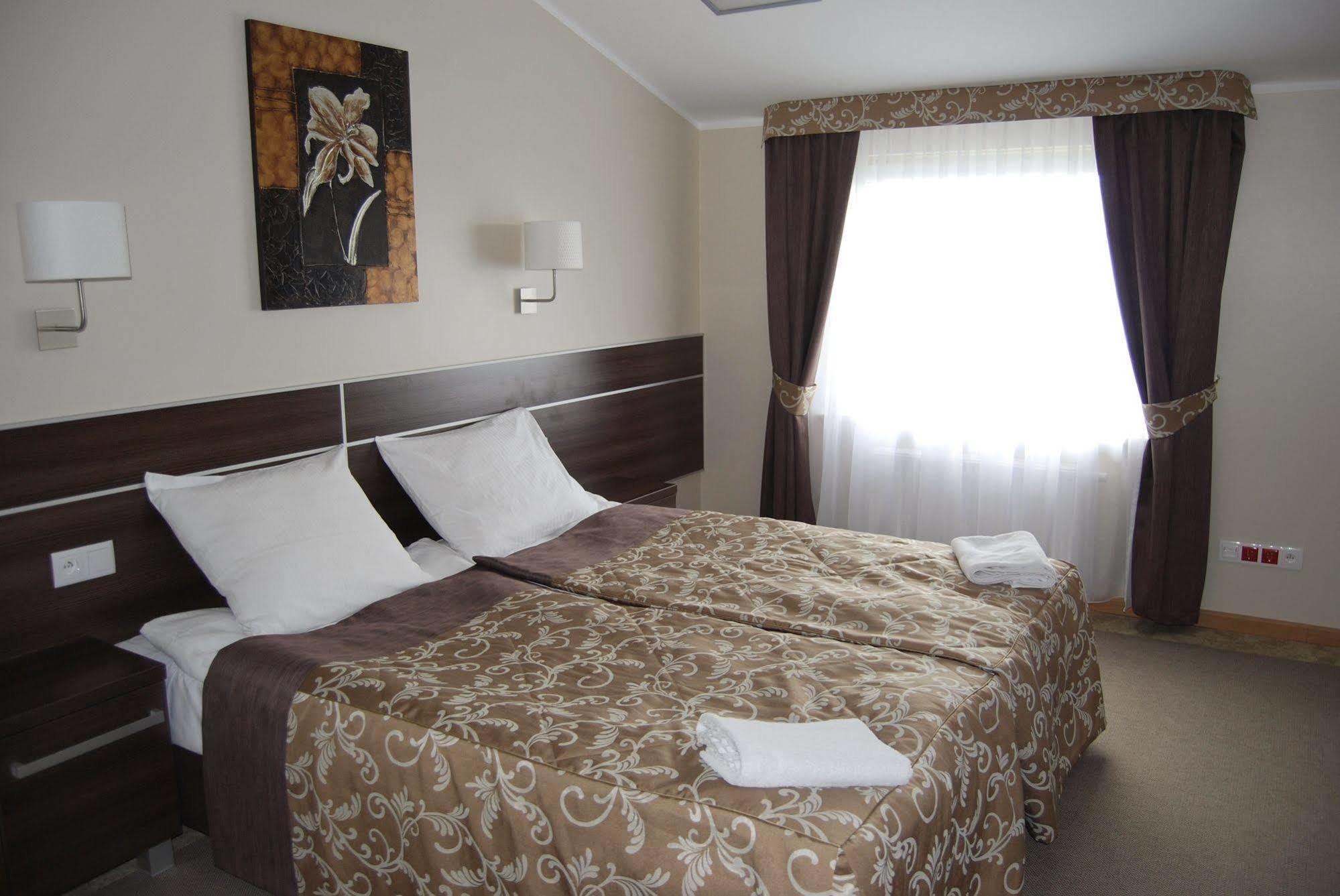 Zloty Staw Bed & Breakfast Borkowo  Exterior photo