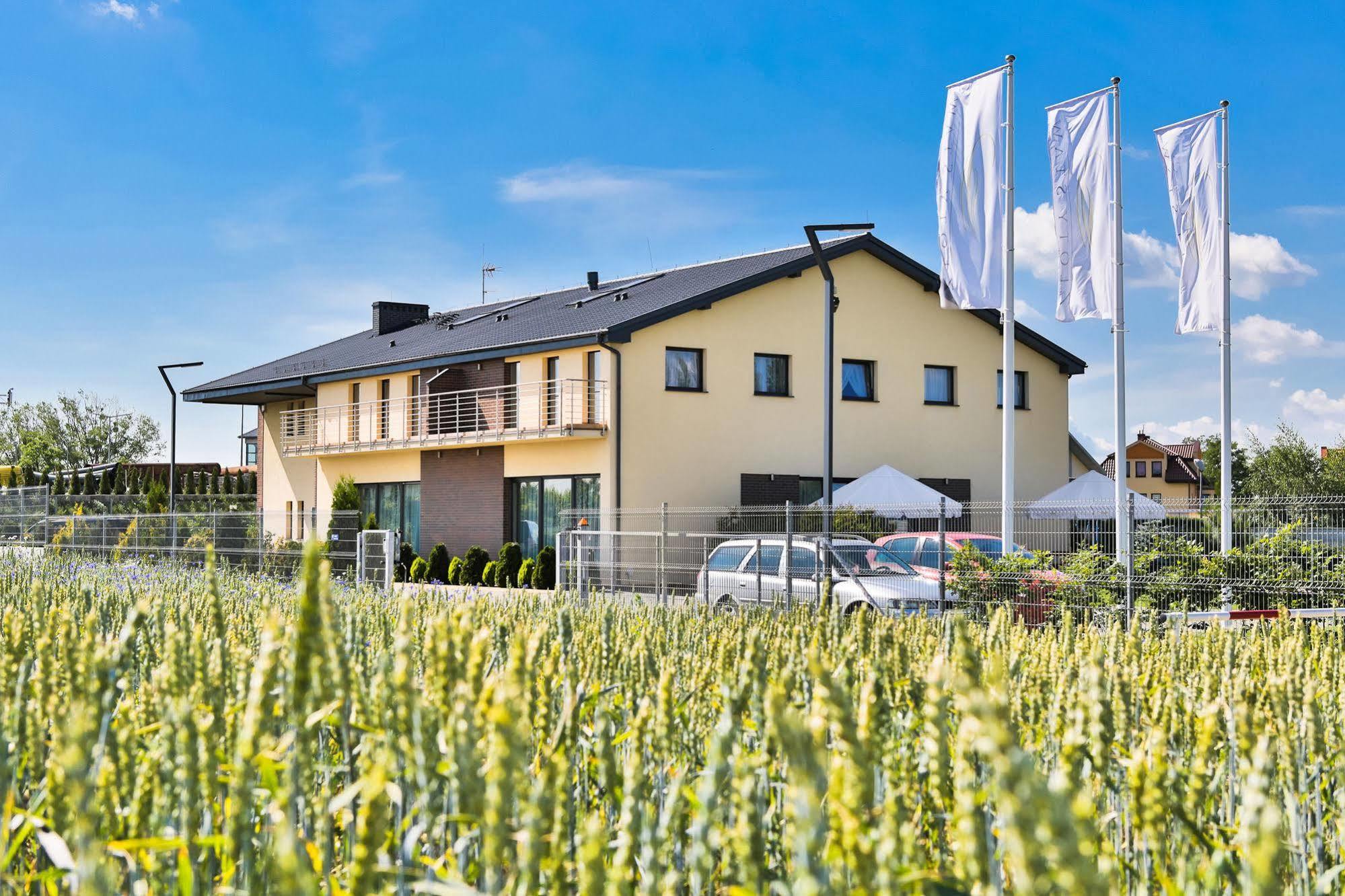 Zloty Staw Bed & Breakfast Borkowo  Exterior photo
